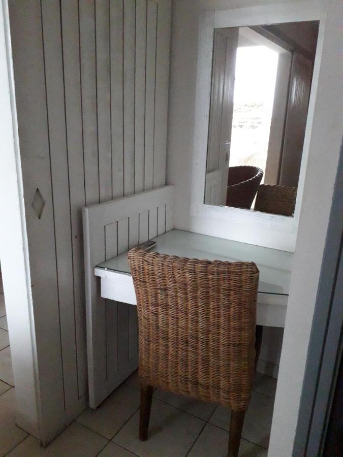 Appartement Colibri De La Baie De Tartane La Trinité Exterior photo